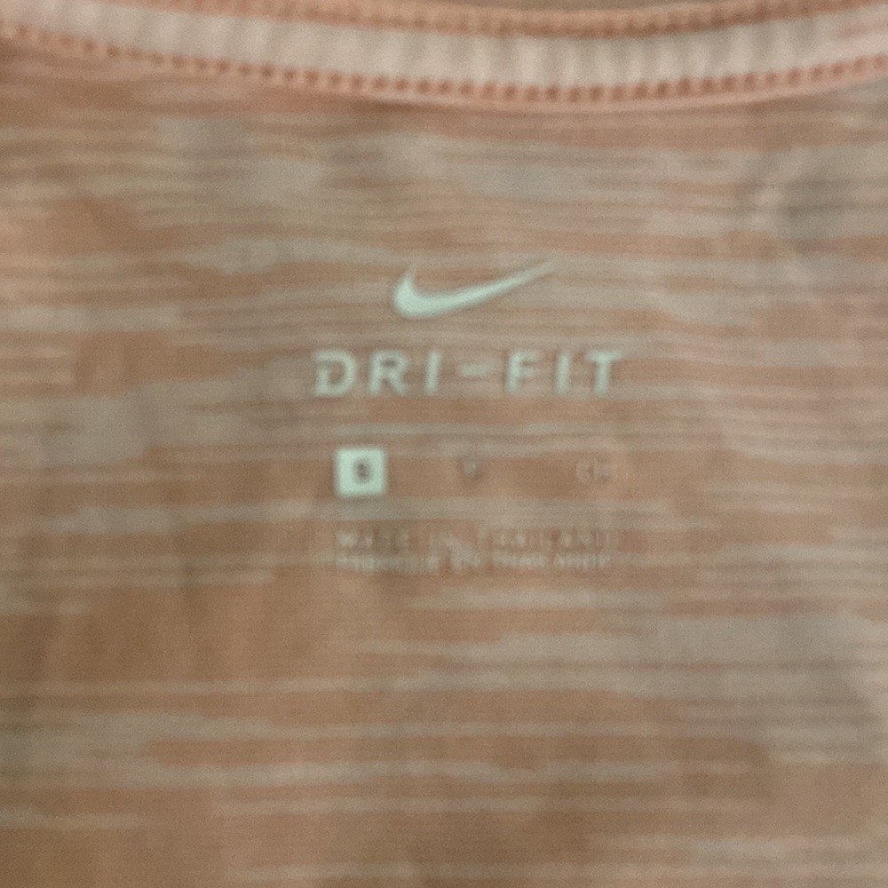 Dri-fit tank - Picture 3 of 5